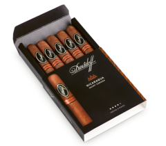 Davidoff Nicaragua Short Corona Pack of 5 Cigars