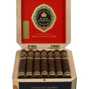 OPen box of Diamond Crown Black Diamond Emrald cigars
