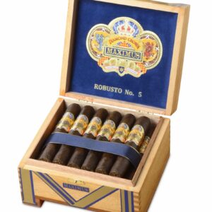 Open box of Diamond Crown Maximus Robusto cigars