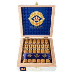 Diamond Crown Pyramid #7 Cigars