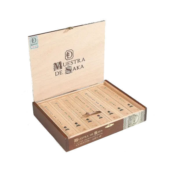 MSK-PM-1025 Meustra de Saka Krakatoa open box of cigars