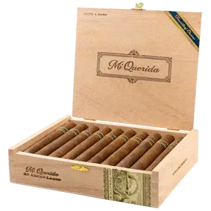 Mi Querida Ancho Largo Open box of cigars