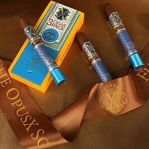 Opus X Society 3 cigars gift box