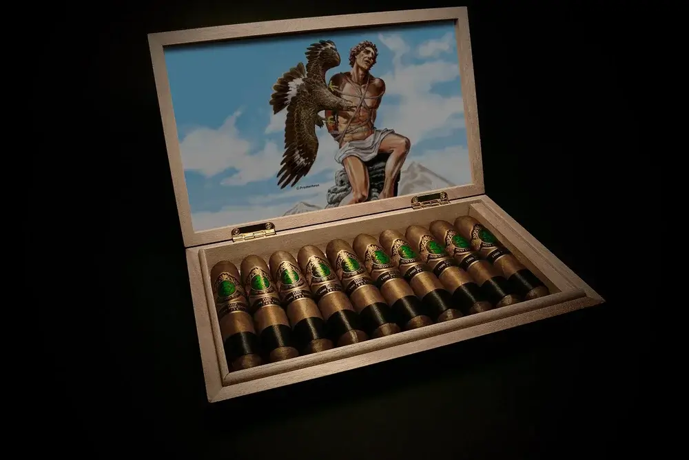 God of Fire KKP Never Back Down Diadema 60 God of Fire KKP Never Back Down Diadema 60 Open box of cigars