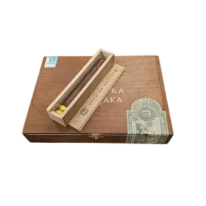 Muestra de Saka Exclusivo Open Coffin