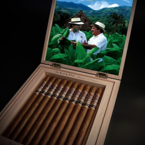 Opus X The Lost City Carlito's A Single Cigar