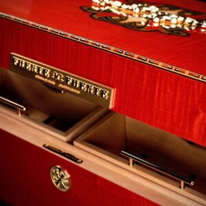 2023 Limited Edition OpusX Serie “Heaven & Earth” Big B humidor