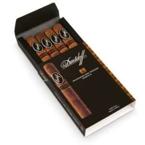 Davidoff Nicaragua Box Pressed Robusto Pack of 4 Cigars