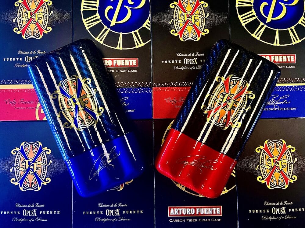 Arturo Fuente Opus X Forbidden X Carbon Fiber 3-Cigar Case (Black) Arturo Fuente Opus X Forbidden X Carbon Fiber 3-Cigar Case (Black)