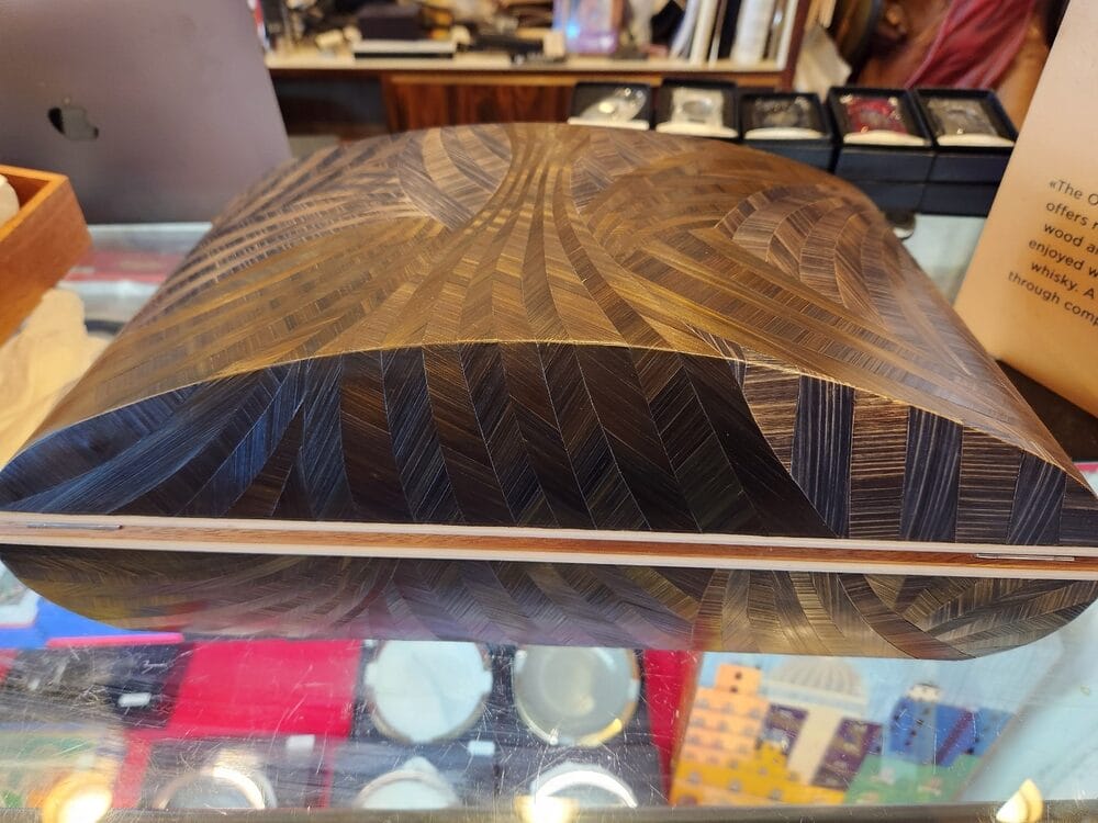 DAVIDOFF CAVE DE PAILLE SEASON III DOME HUMIDOR DAVIDOFF CAVE DE PAILLE SEASON III DOME HUMIDOR