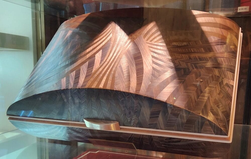 DAVIDOFF CAVE DE PAILLE SEASON III DOME HUMIDOR DAVIDOFF CAVE DE PAILLE SEASON III DOME HUMIDOR