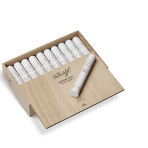 Davidoff Aniversario No. 3 Tubos Box of 20 Cigars