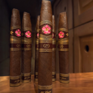 La Flor Dominicana 30th Anniversary