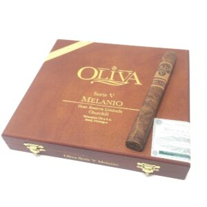 Oliva Series V Melanio Churchill