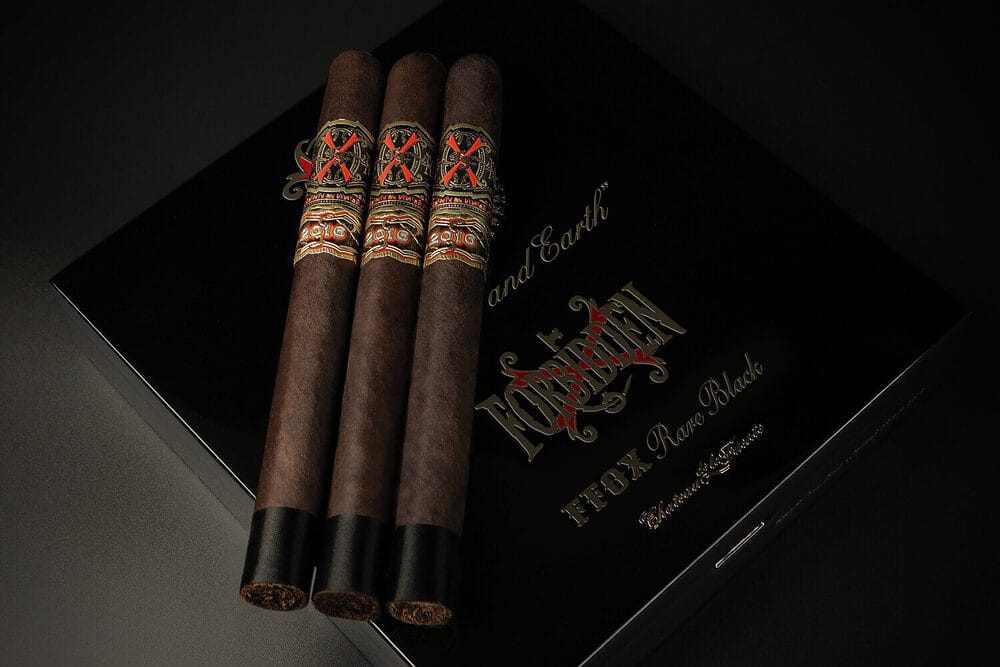Fuente Fuente Opus X Rare Black Double Corona Fuente Fuente Opus X Rare Black Double Corona