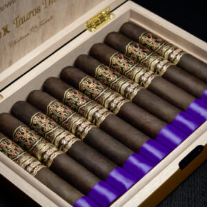Fuente Fuente Opus X Tauros The Bull Maduro