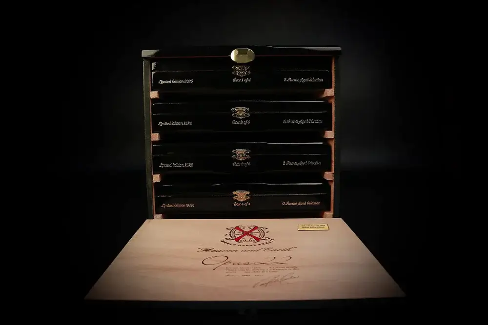 opus22-box-2f